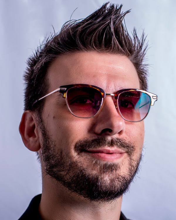 DJ Stephen Craig, headshot