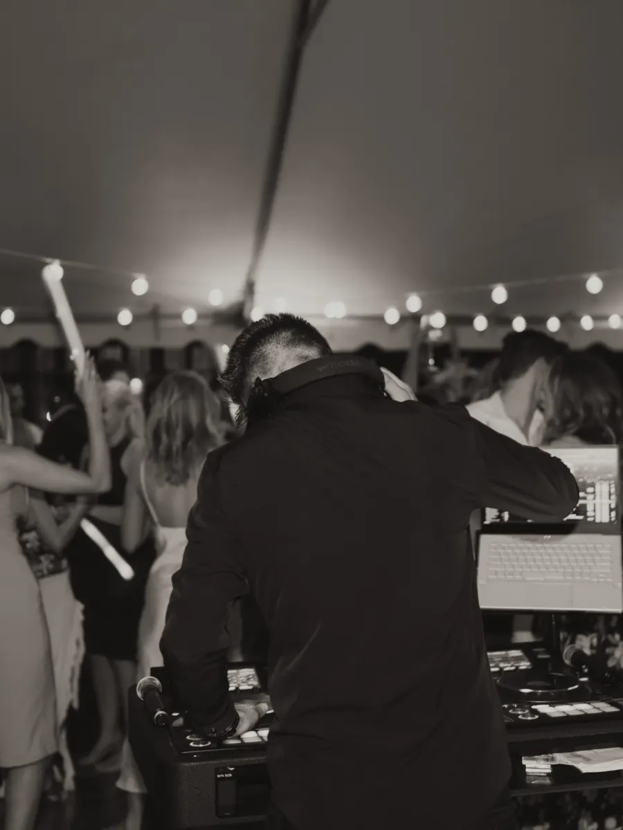 DJ Stephen Craig